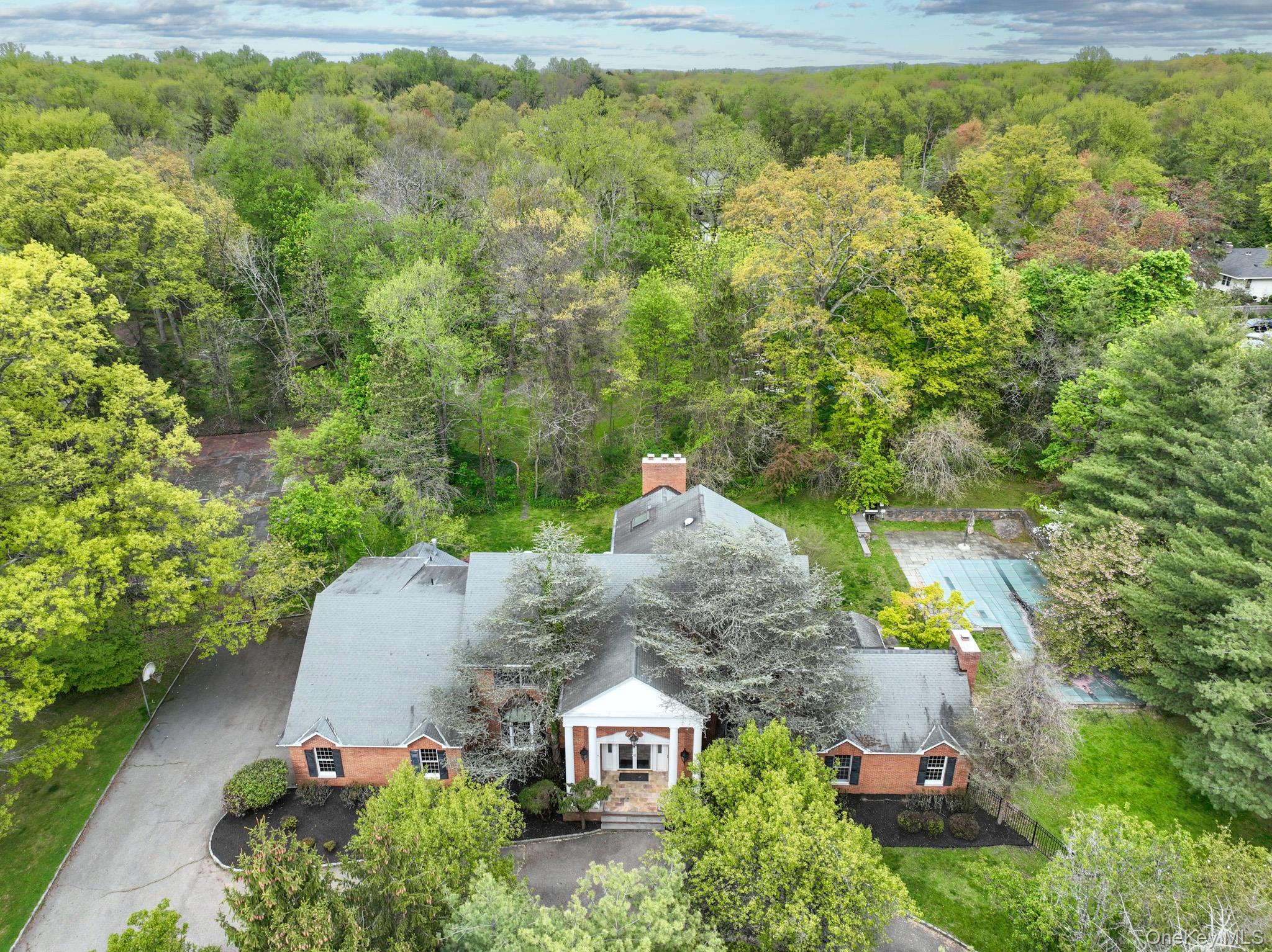 7 Post Lane – For Sale