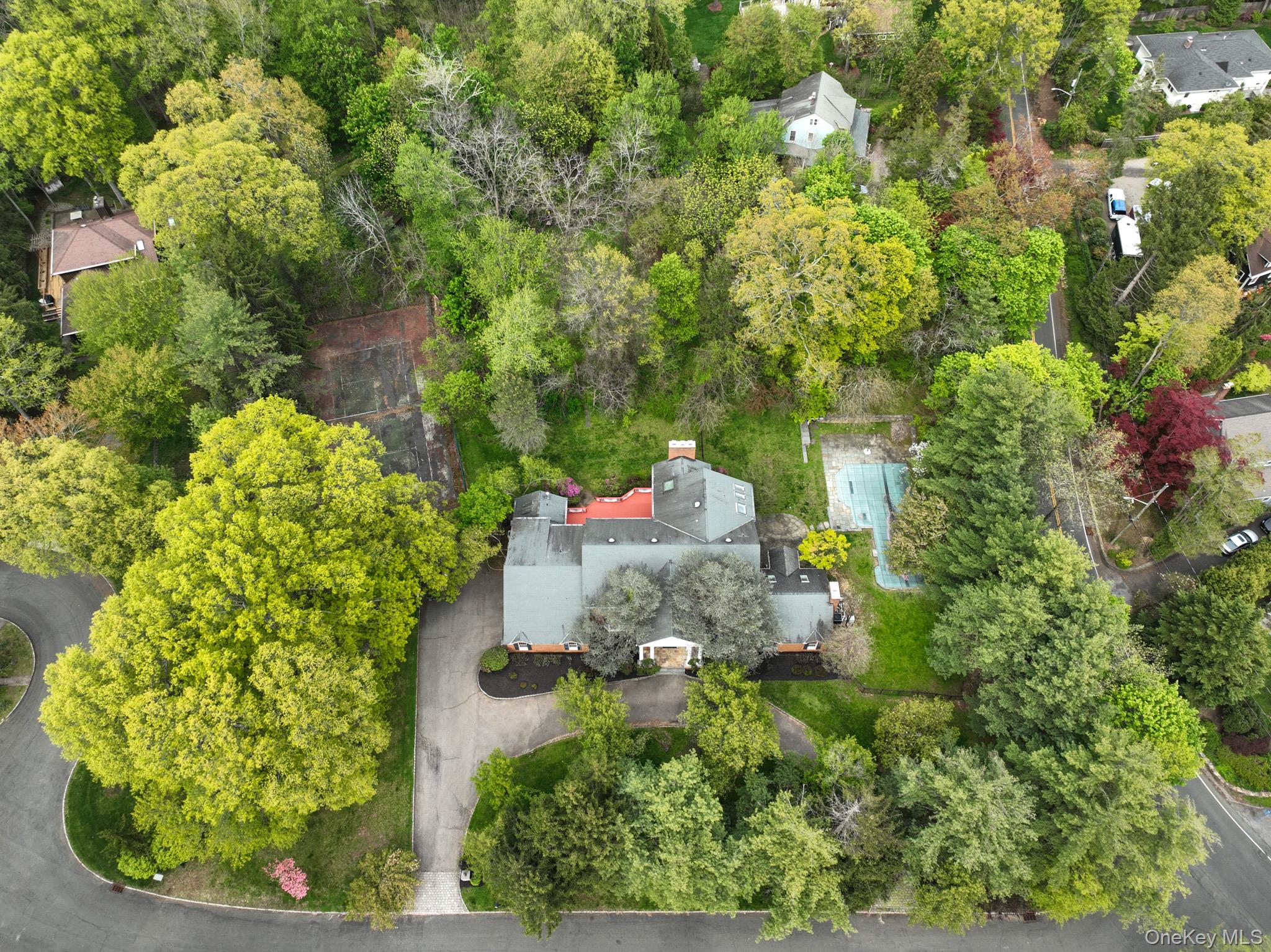 7 Post Lane – For Sale photo 4