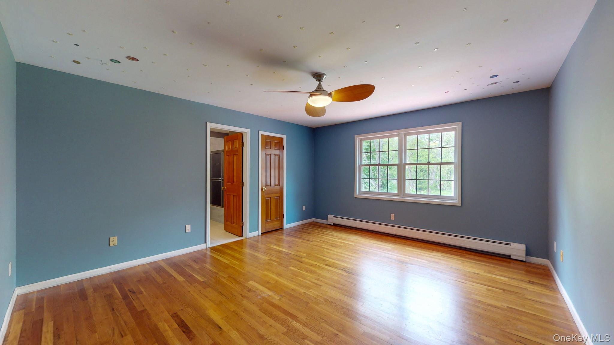 7 Post Lane – For Sale photo 23