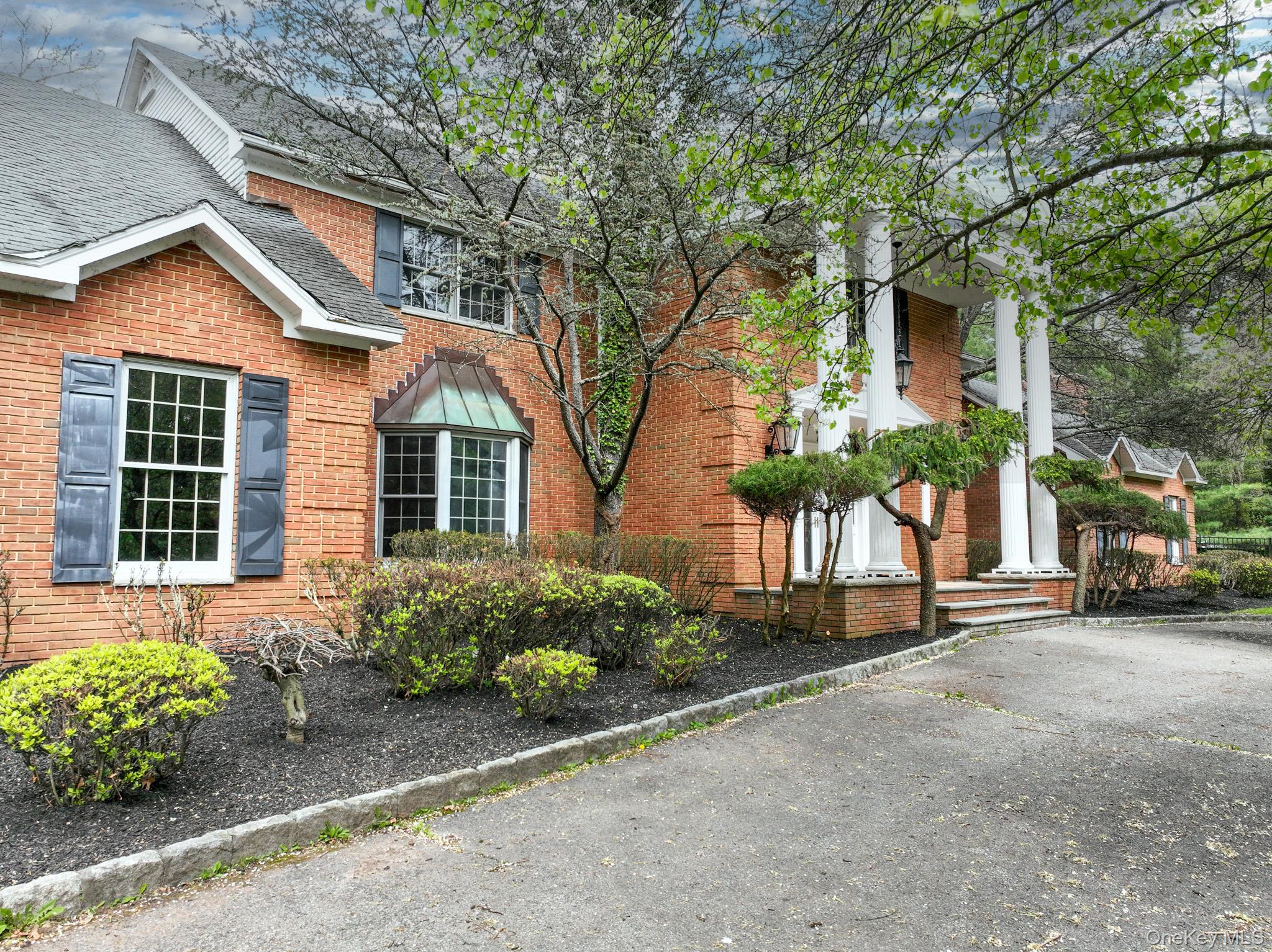 7 Post Lane – For Sale photo 11