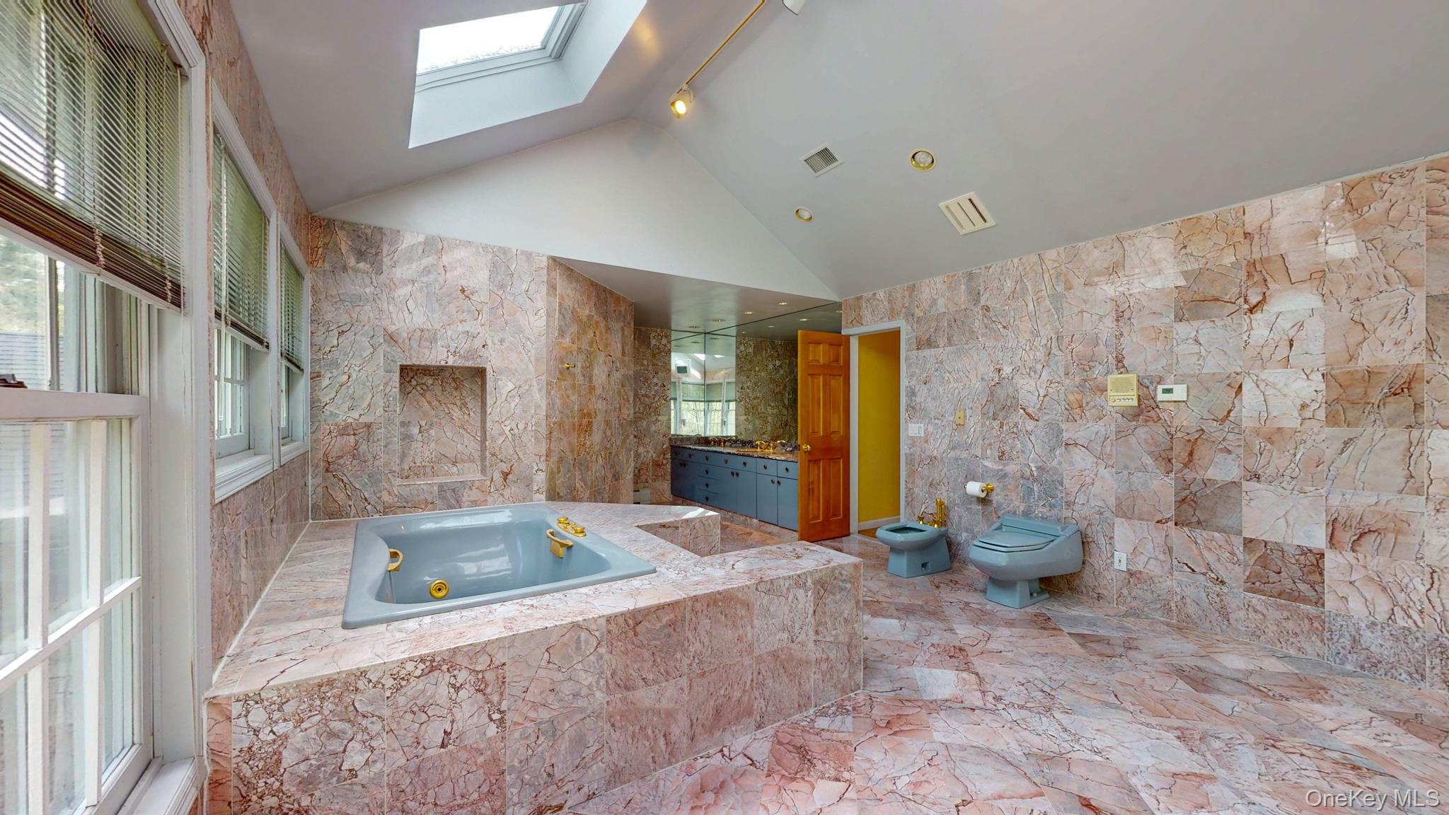 7 Post Lane – For Sale photo 42