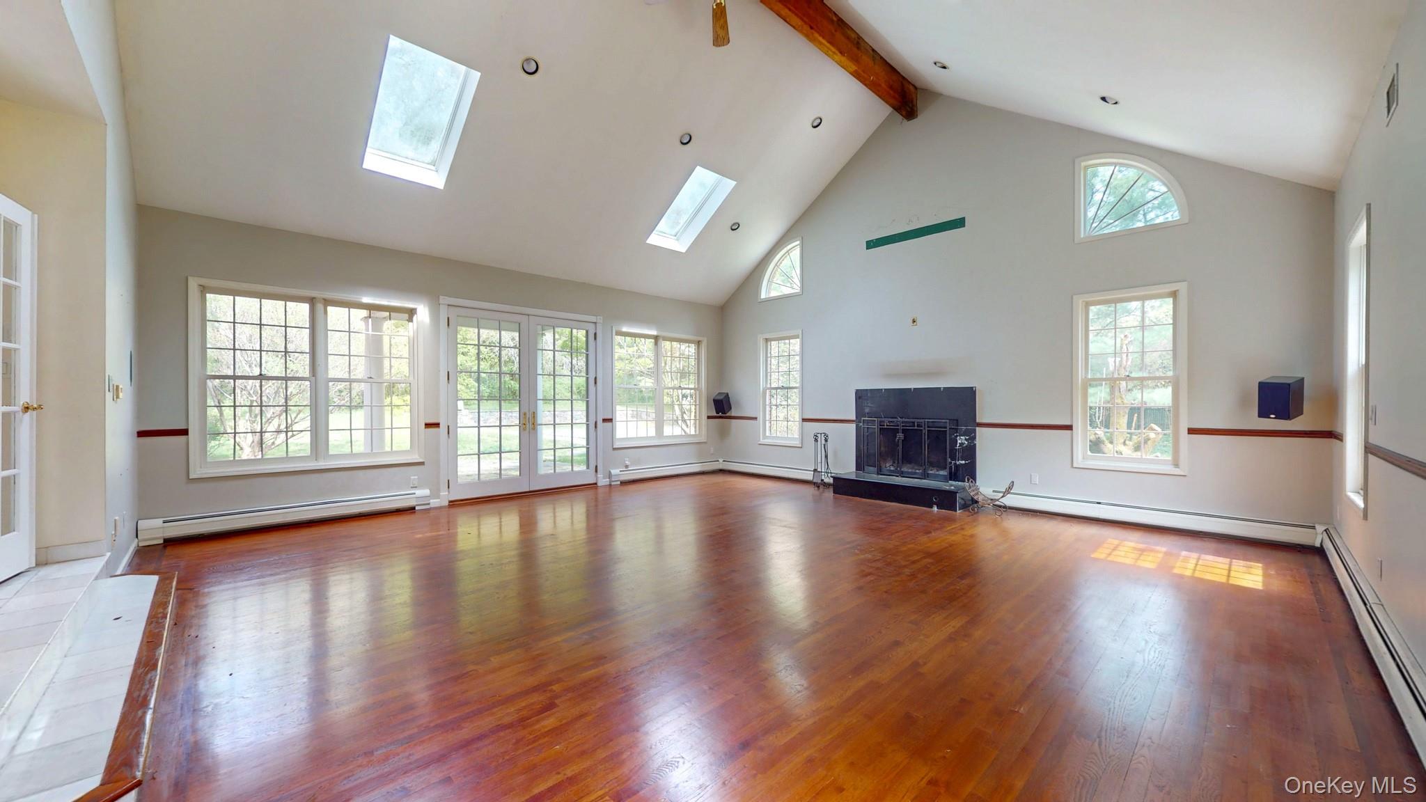 7 Post Lane – For Sale photo 38