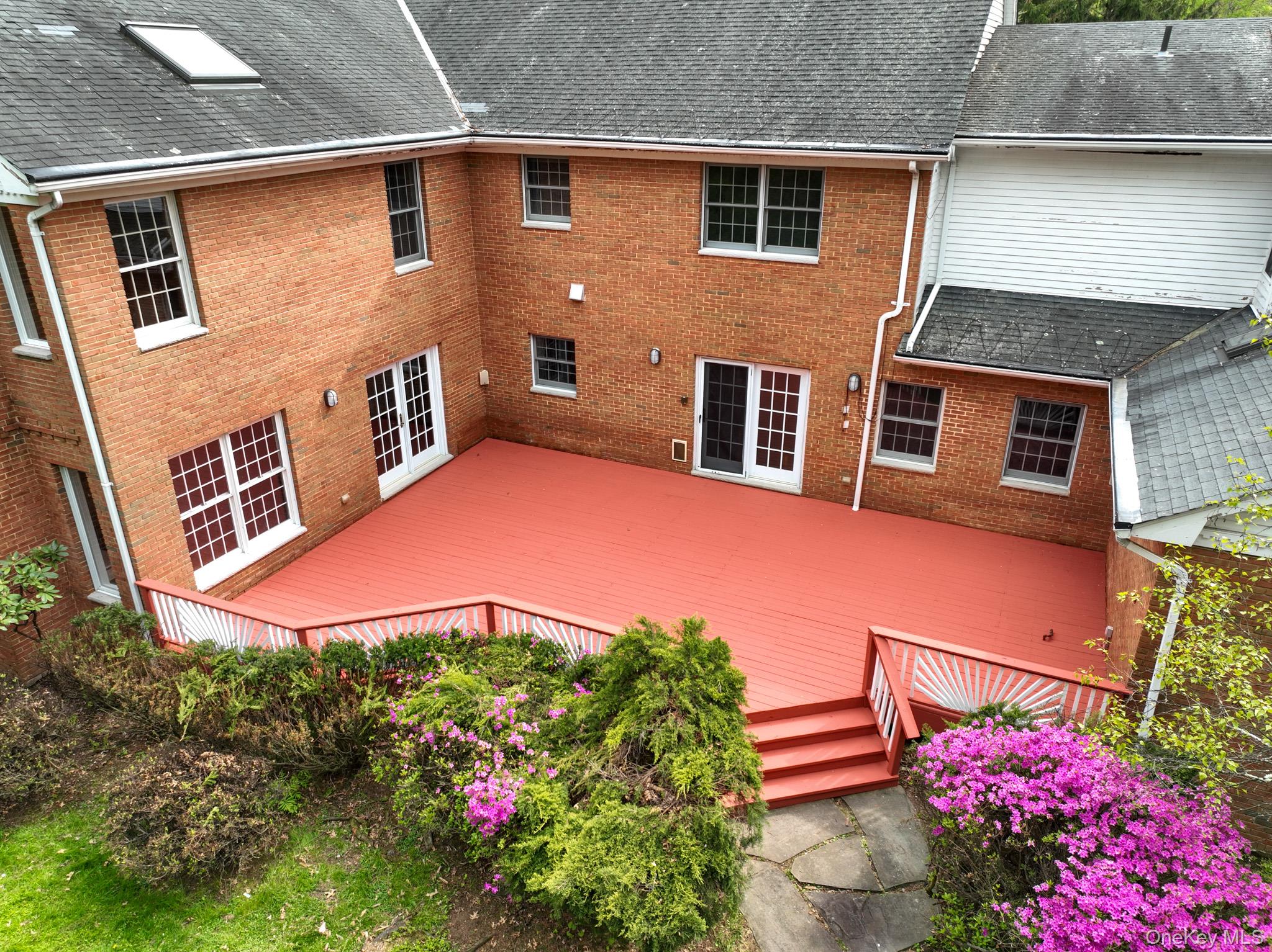 7 Post Lane – For Sale photo 21