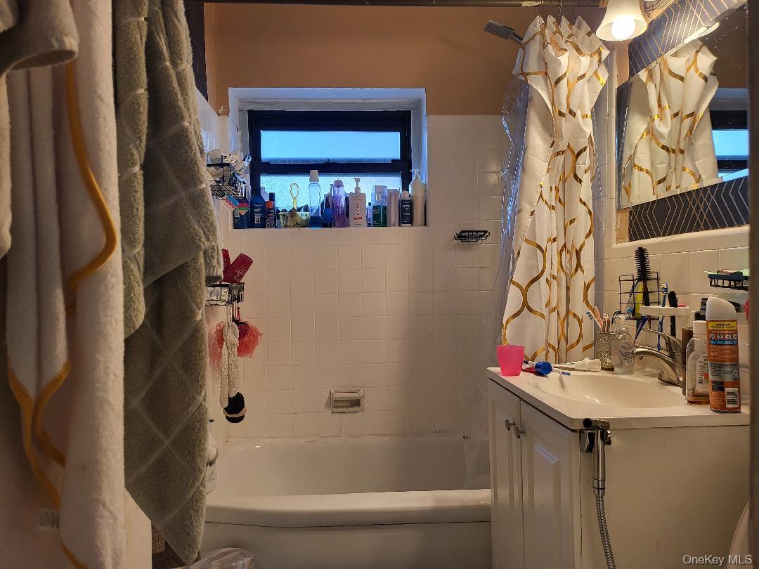 202-35 Foothill Avenue, Unit A42 photo 7