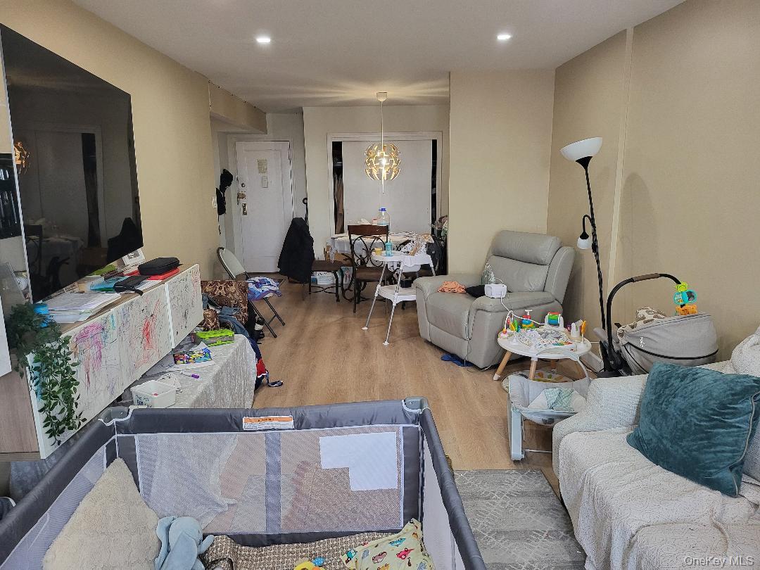 202-35 Foothill Avenue, Unit A42 photo 3