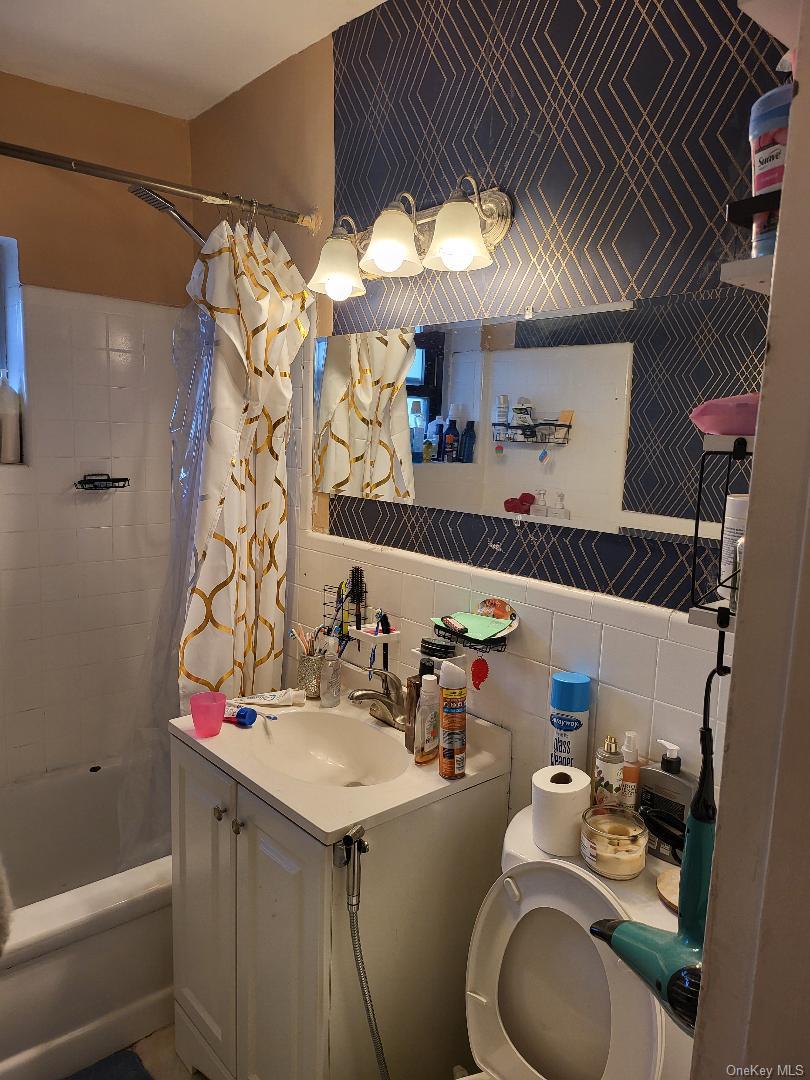 202-35 Foothill Avenue, Unit A42 photo 8