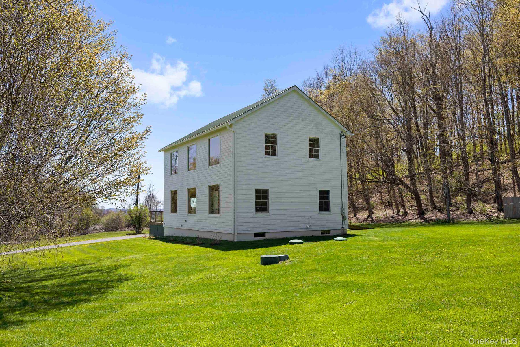 150 Sawchuck Road – For Sale photo 5