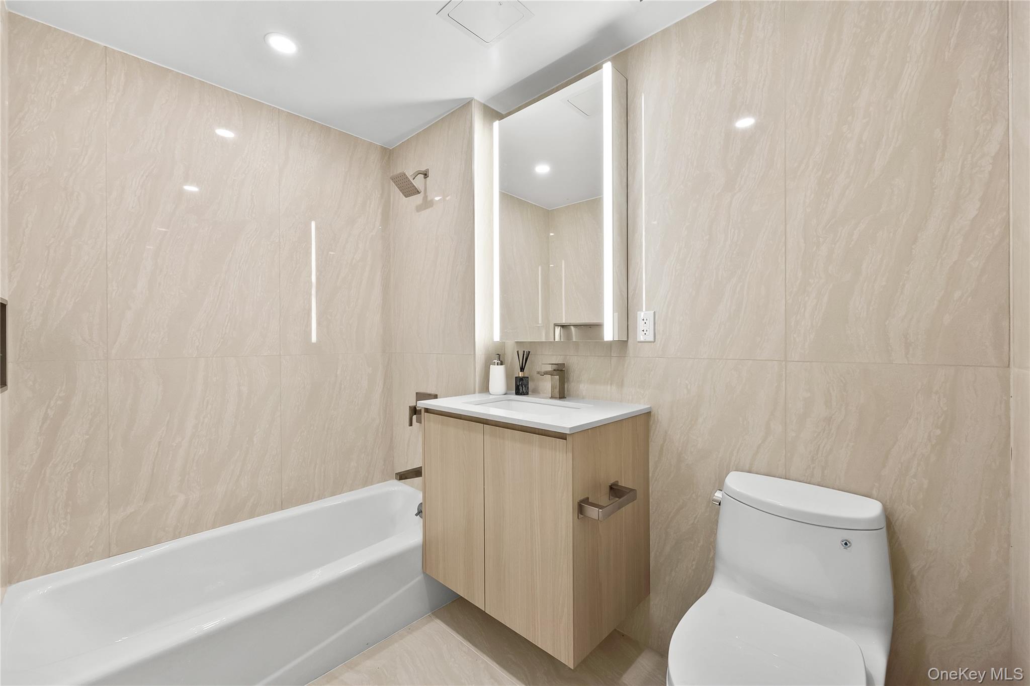 33-71 Prince Street, Unit 8G photo 8