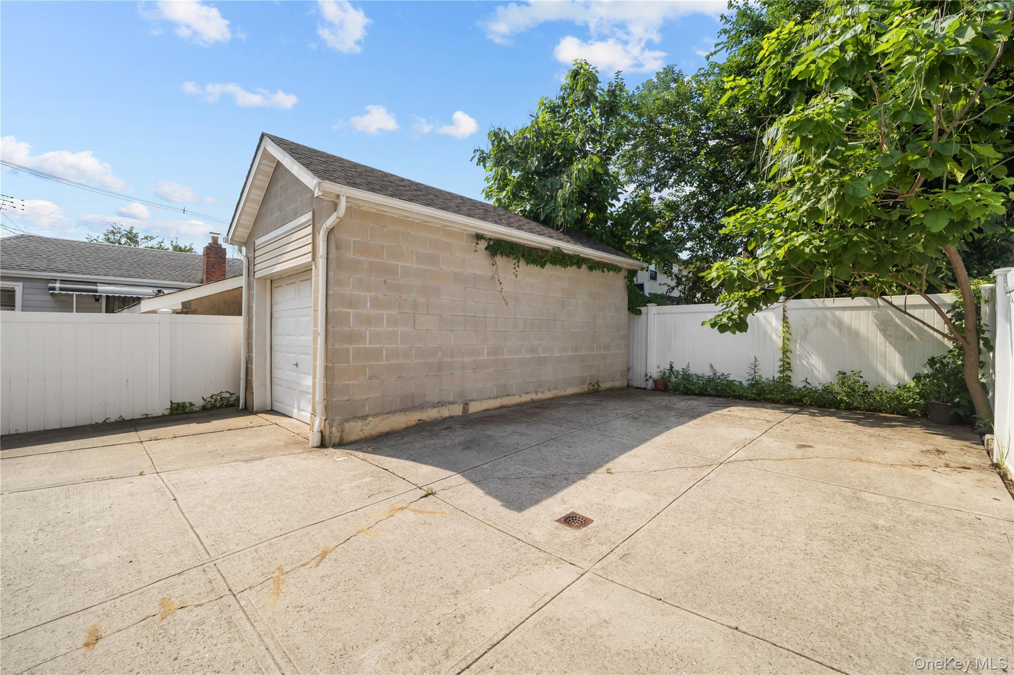 22612 146th Avenue – For Sale photo 23
