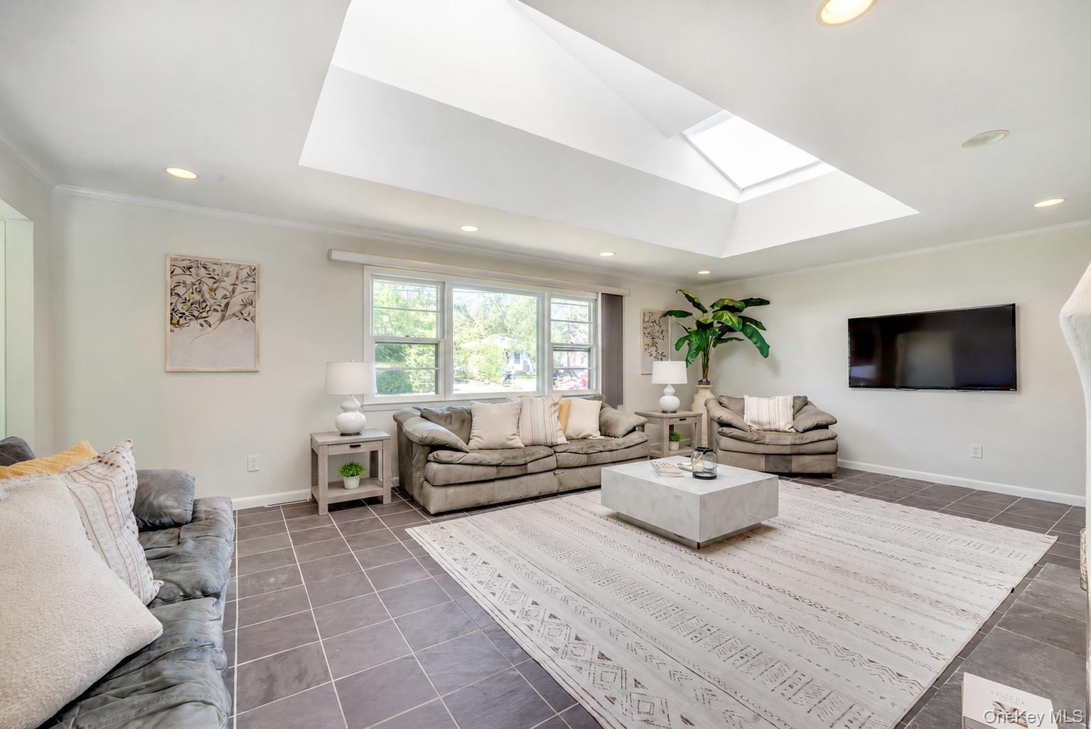 380 Clark Road – For Sale photo 7