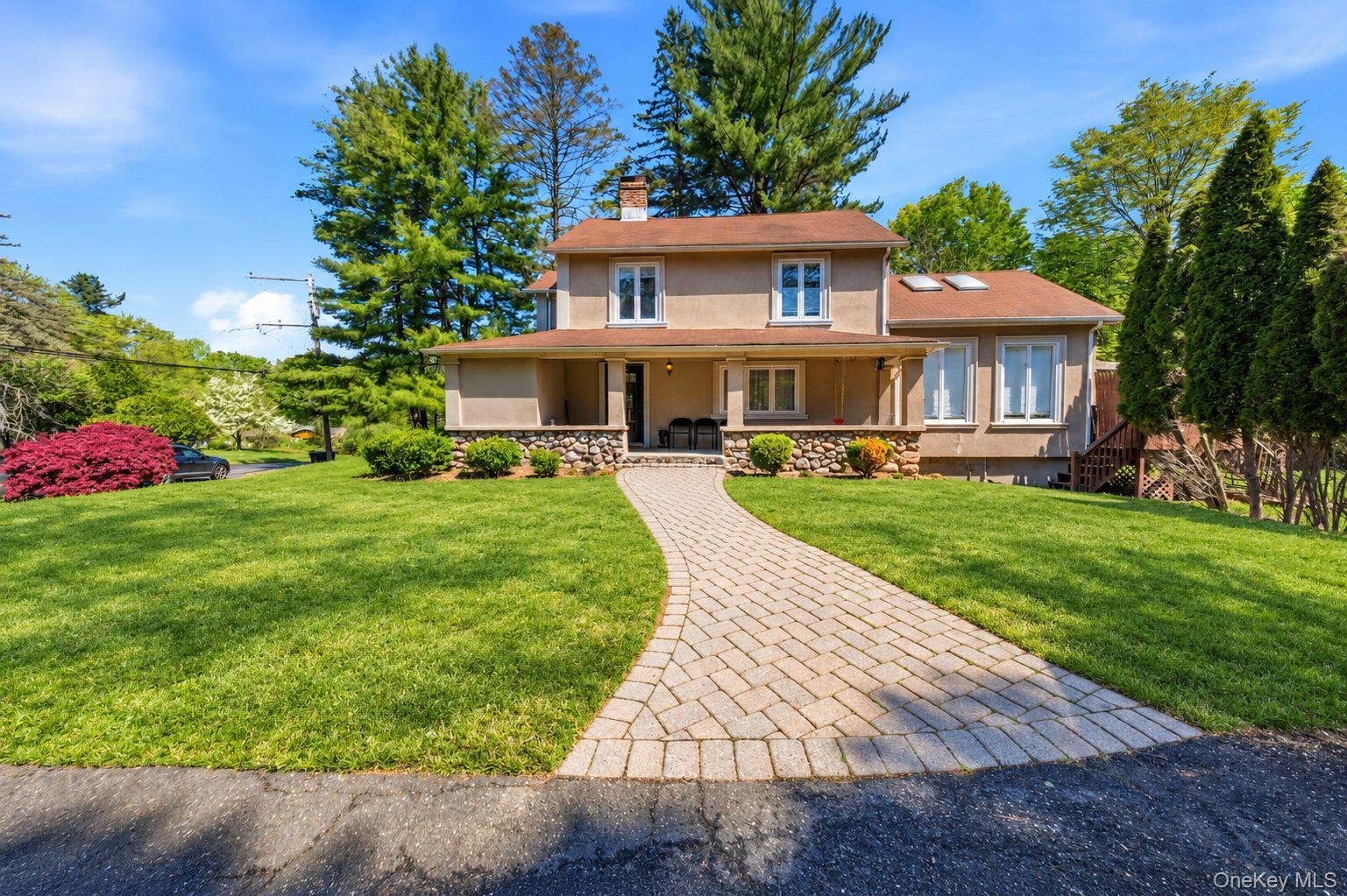 4 Arrowhead Lane – For Sale photo 3