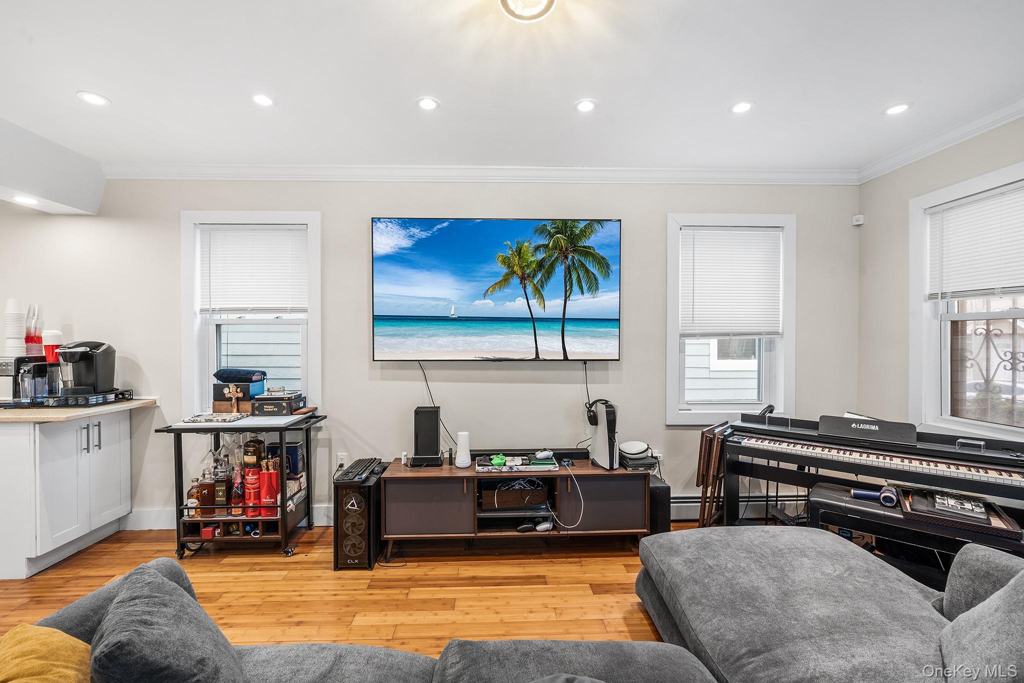 162 Beach 27th Street – For Sale photo 4