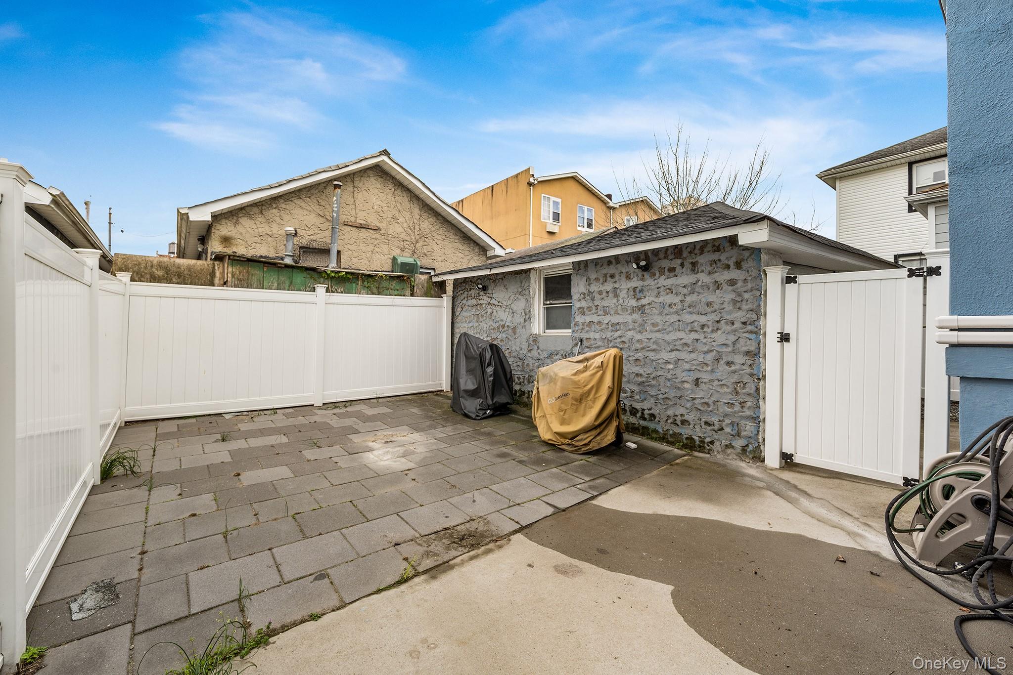 162 Beach 27th Street – For Sale photo 17