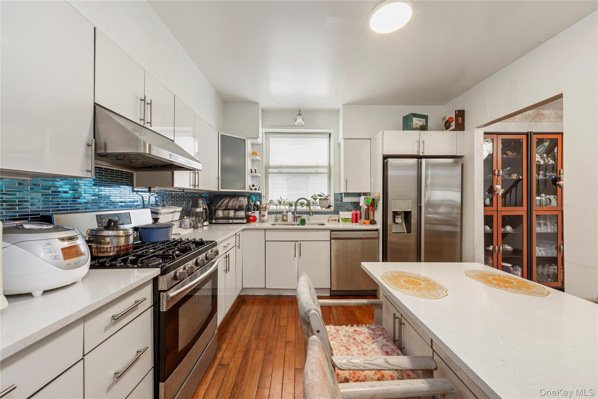 1727 E 14th Street – For Sale photo 2