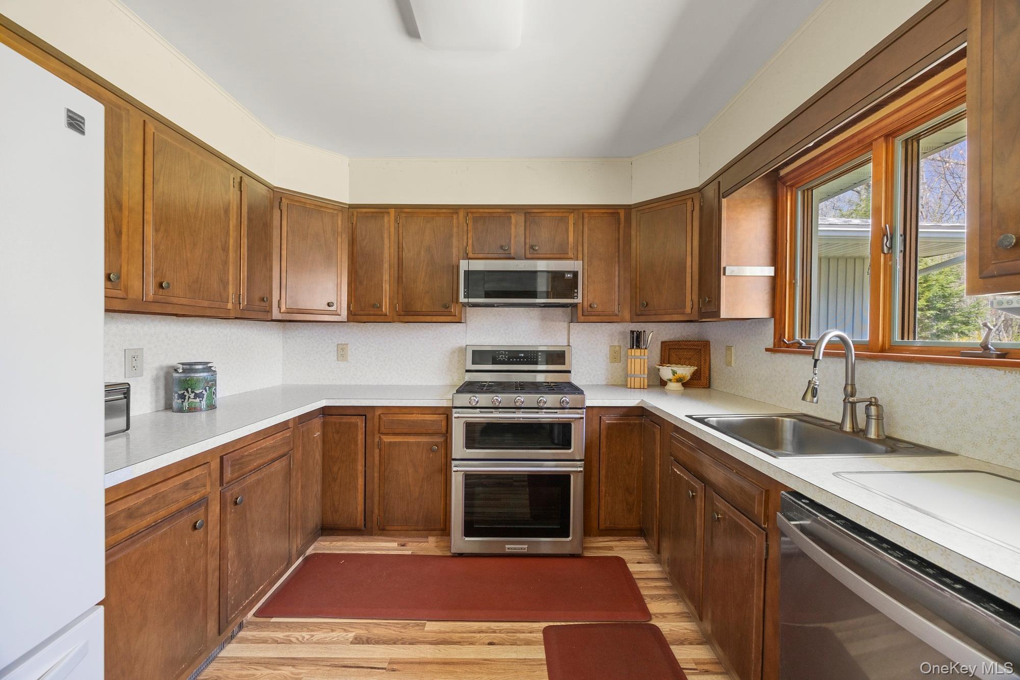 60 Stissing Avenue – For Sale photo 2
