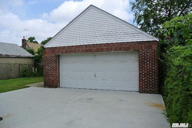 121-01 196th Street – For Sale photo 9