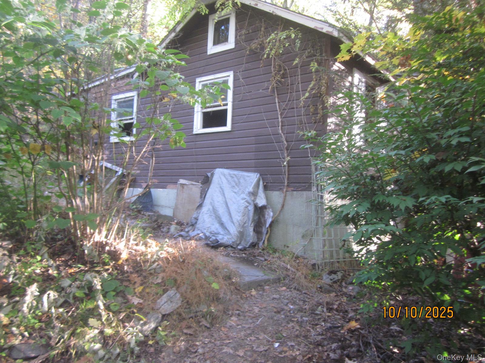 11 Woodland Circle S – For Sale photo 3