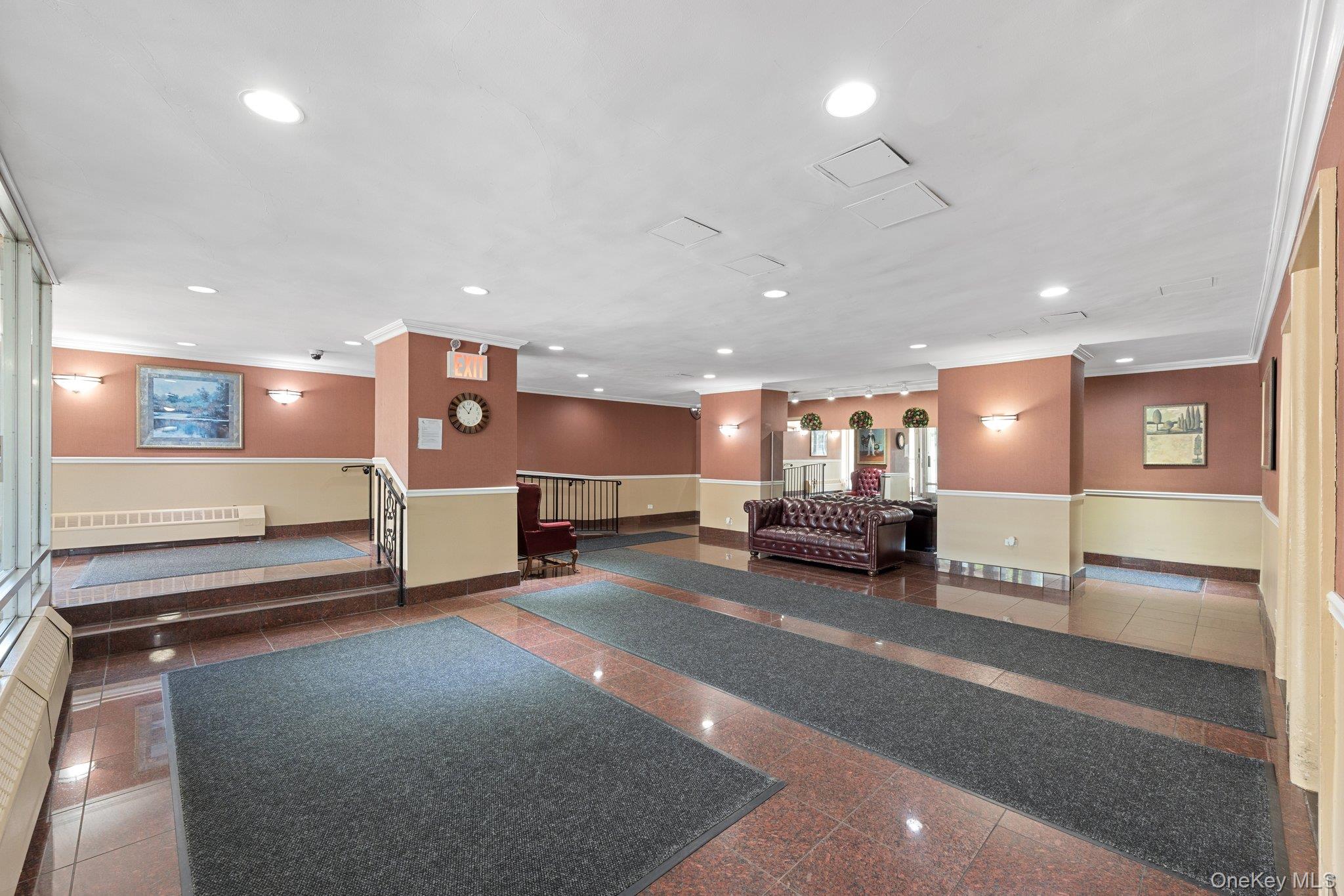 3121 Middletown Road, Unit 8A photo 18