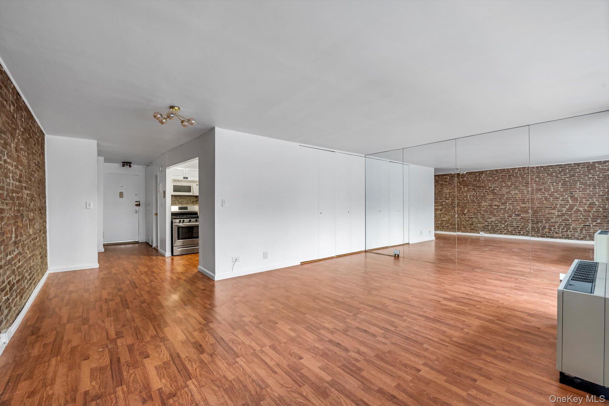77 Bleecker Street, Unit 105 photo 10