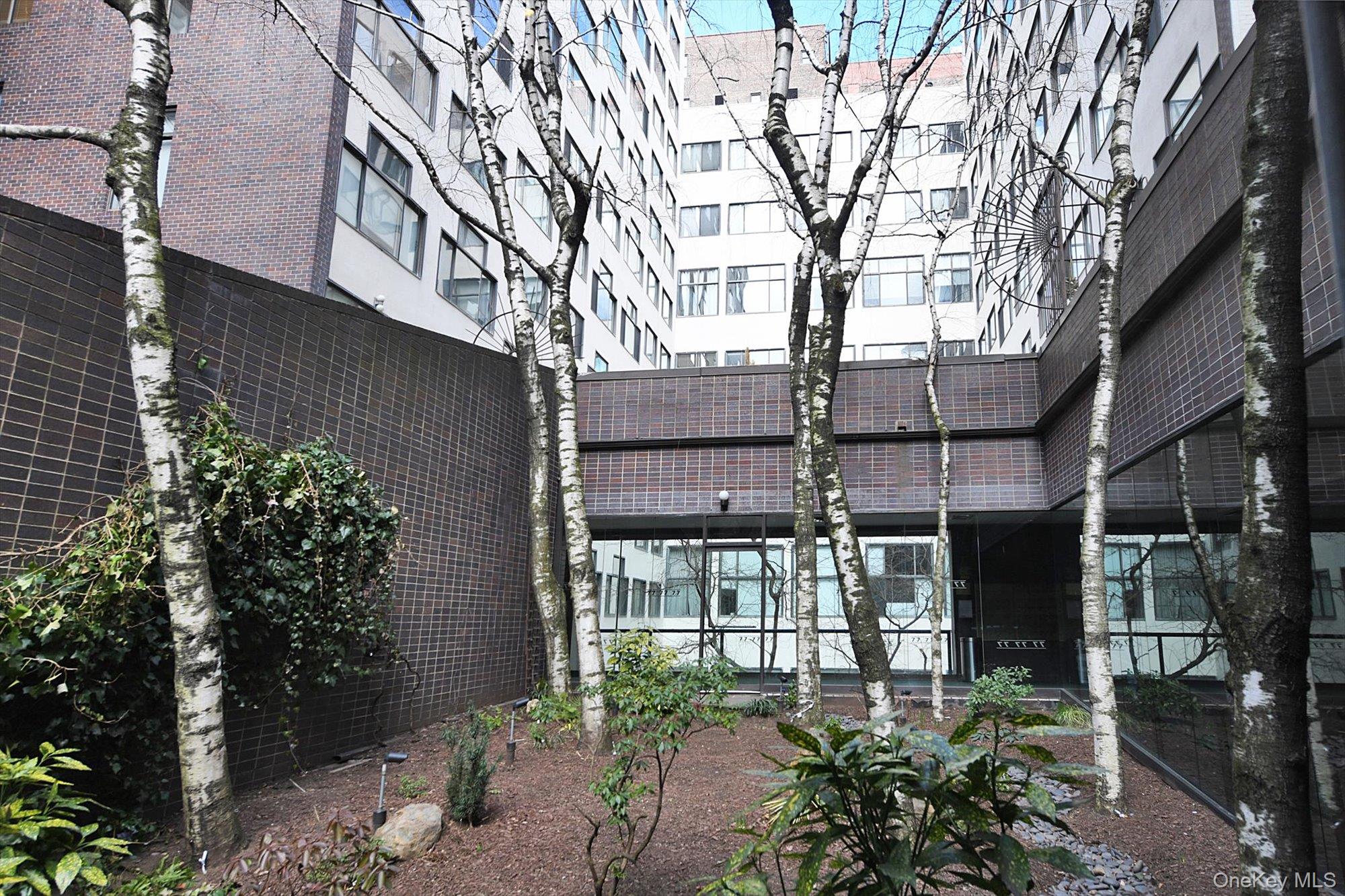 77 Bleecker Street, Unit 105 photo 28