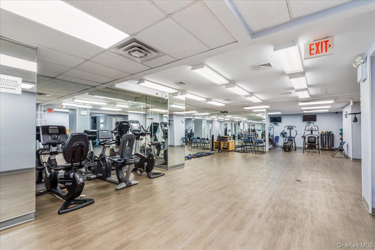 17-85 215th Street, Unit 3E photo 40
