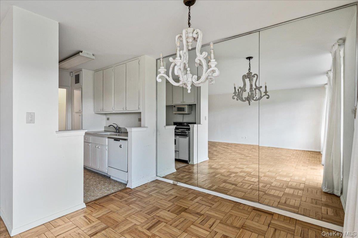 17-85 215th Street, Unit 3E photo 9