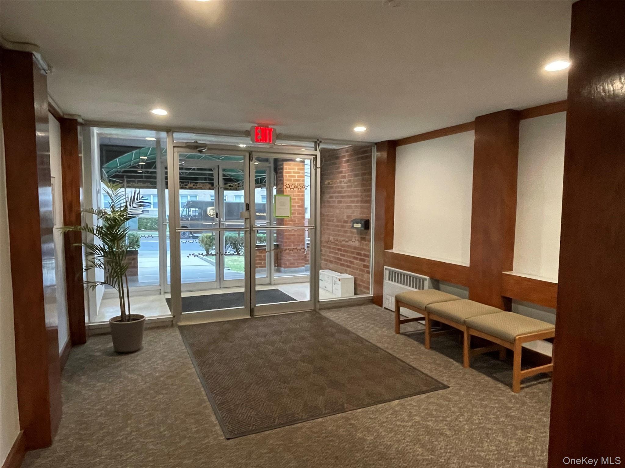 388 Westchester Avenue, Unit 1LK photo 3