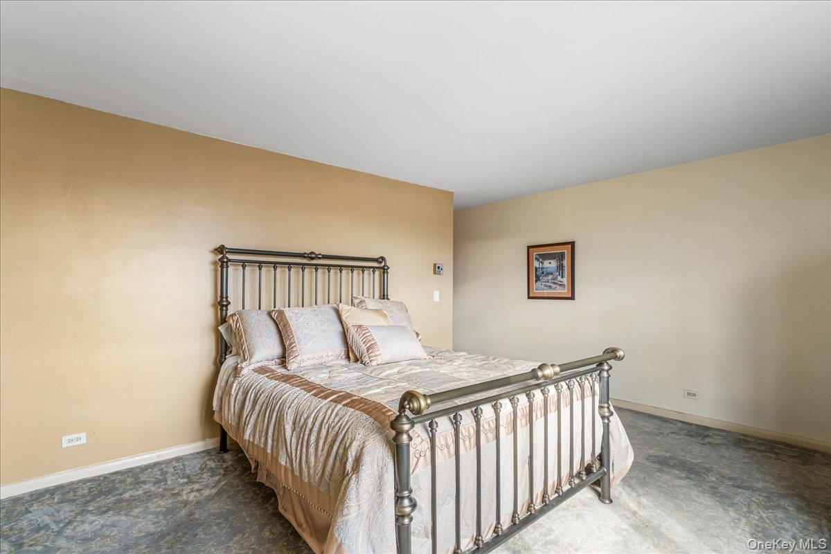 17-85 215th Street, Unit 14D photo 17