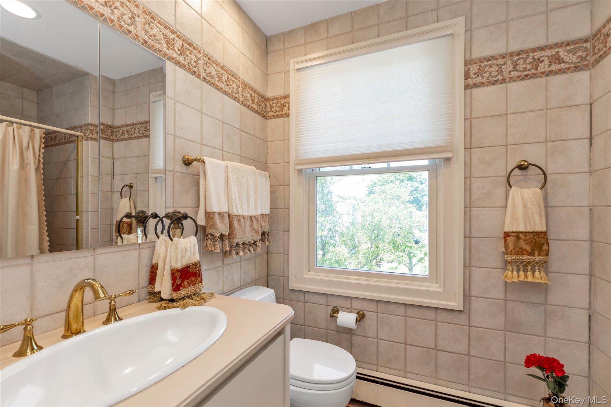 1051 Roselle Place – For Sale photo 13