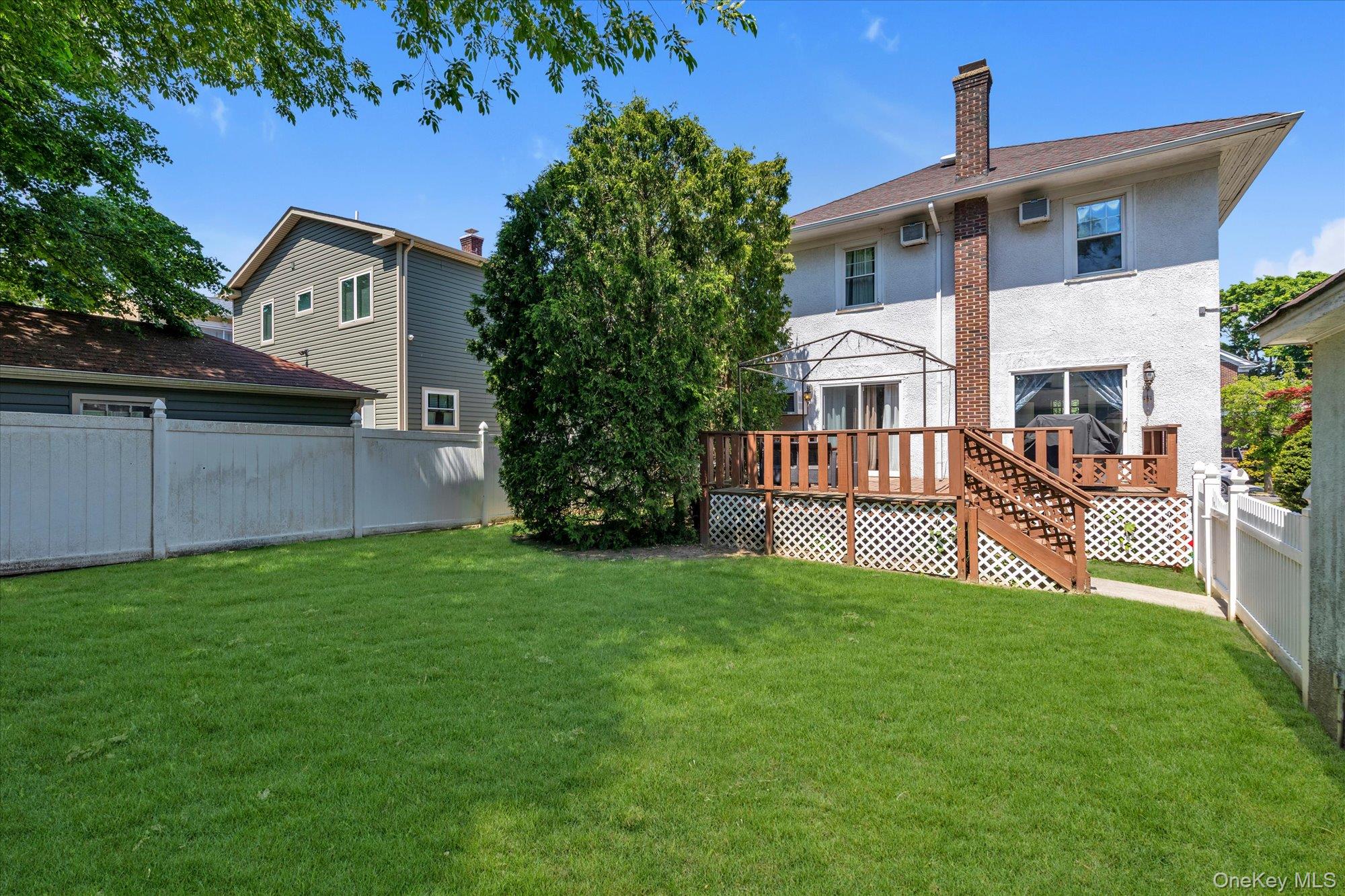 1051 Roselle Place – For Sale photo 17