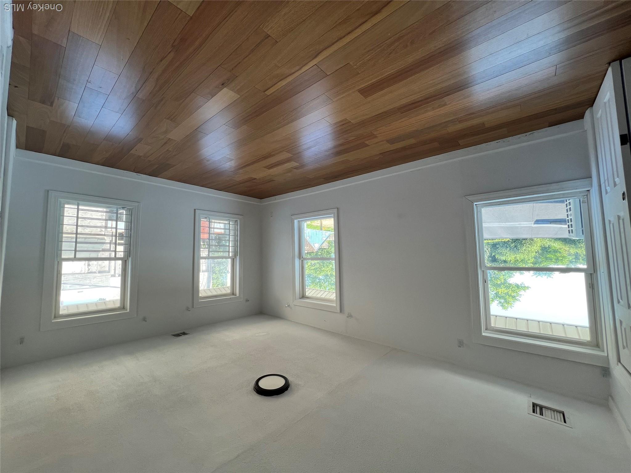 14 Bayville Avenue, Unit 5 photo 6