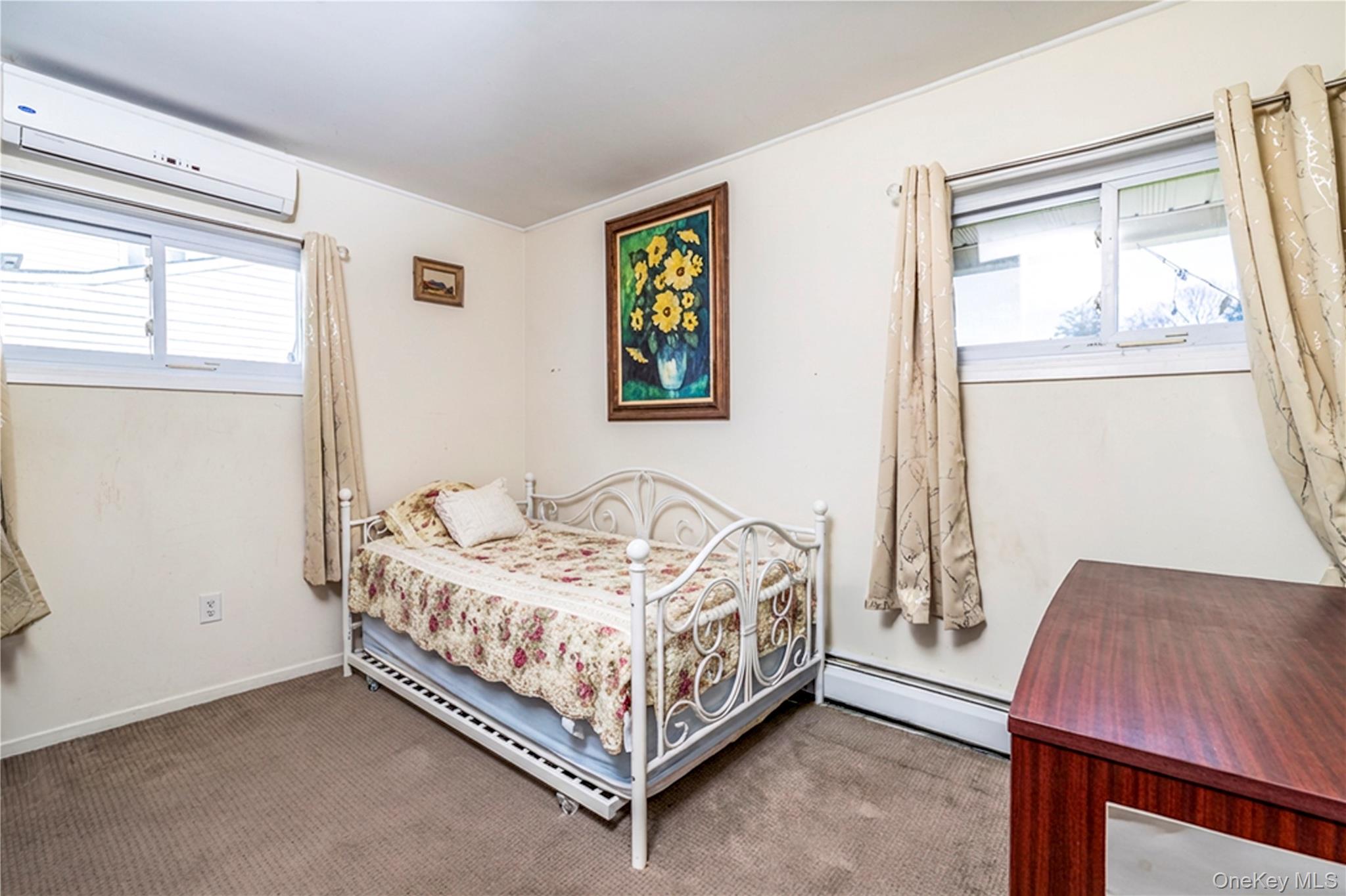 12 Link Lane – For Sale photo 7