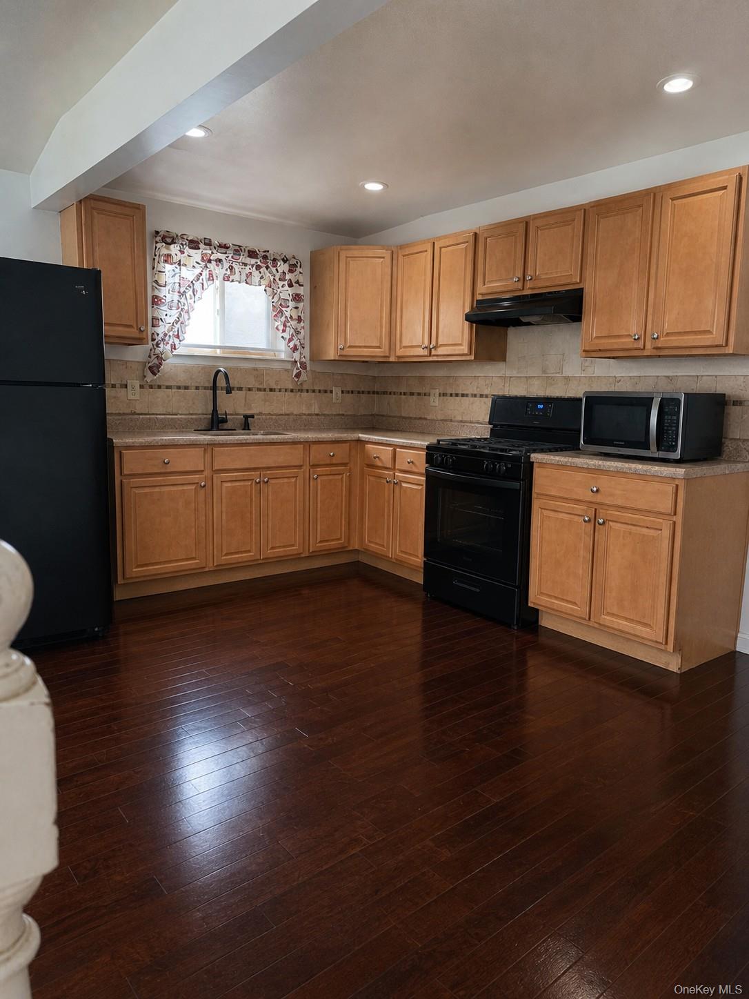12823 Van Wyck Expressway – For Sale photo 8