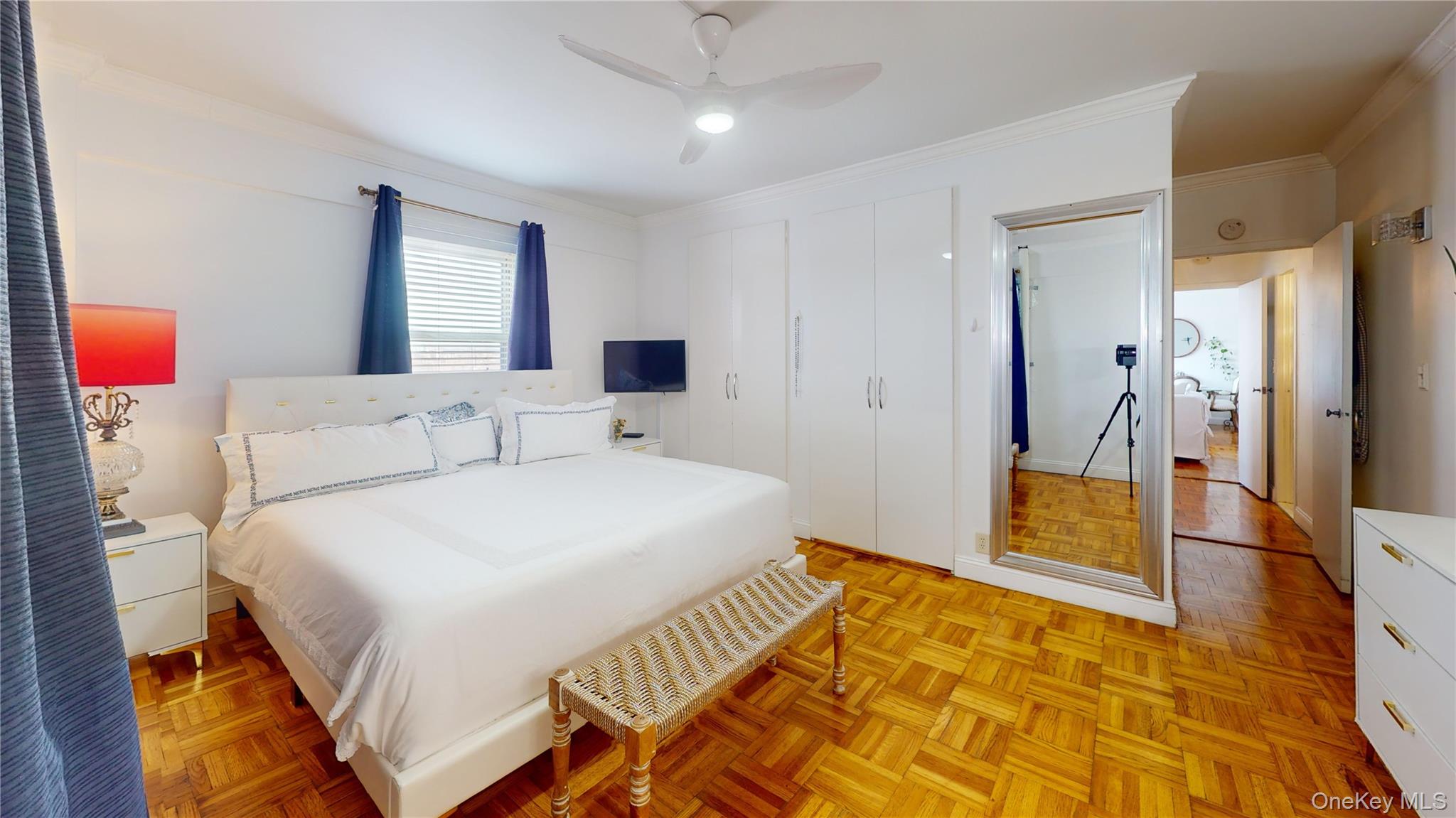 3 Fordham Hill Oval, Unit 8B photo 10