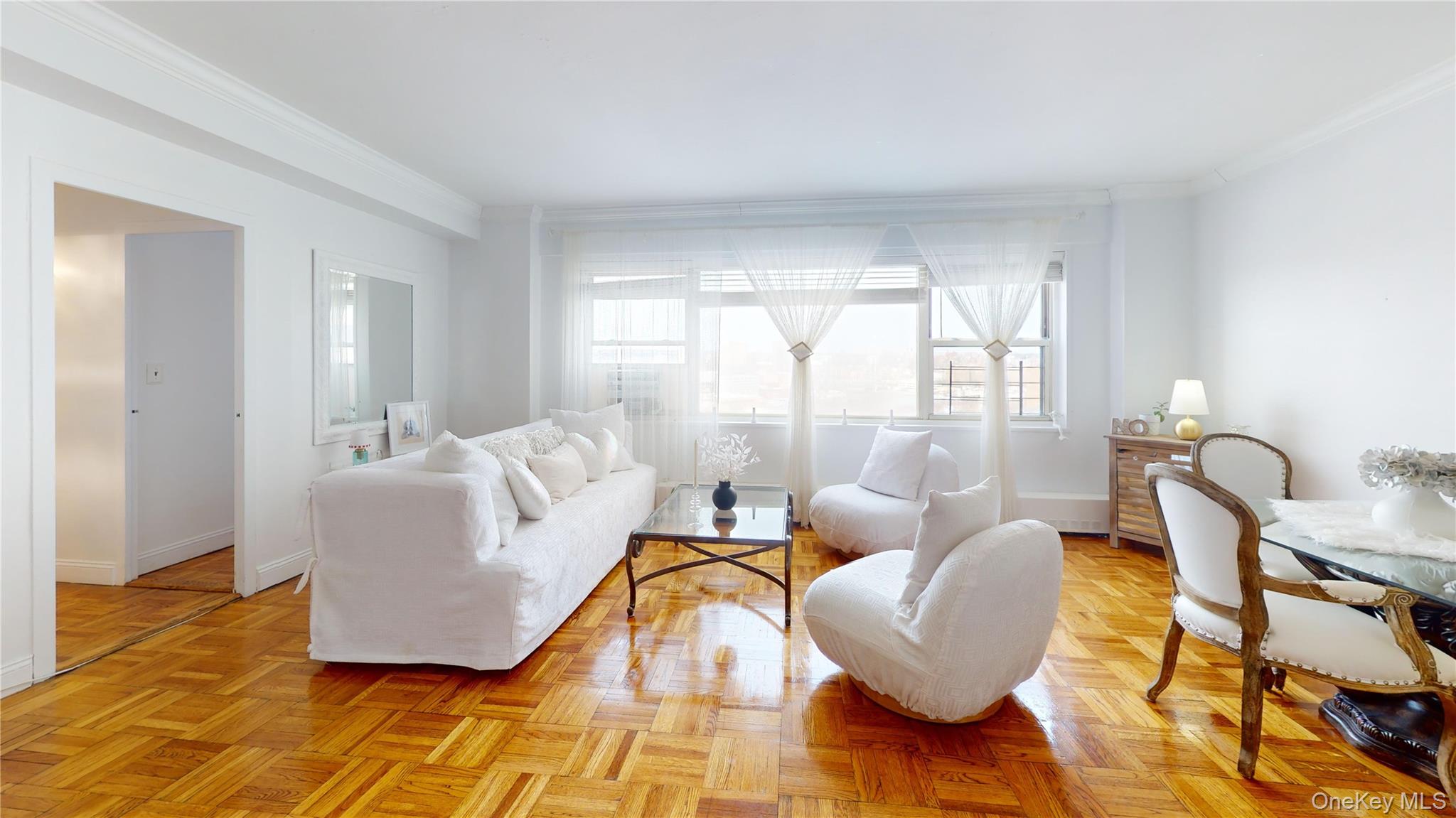 3 Fordham Hill Oval, Unit 8B photo 4