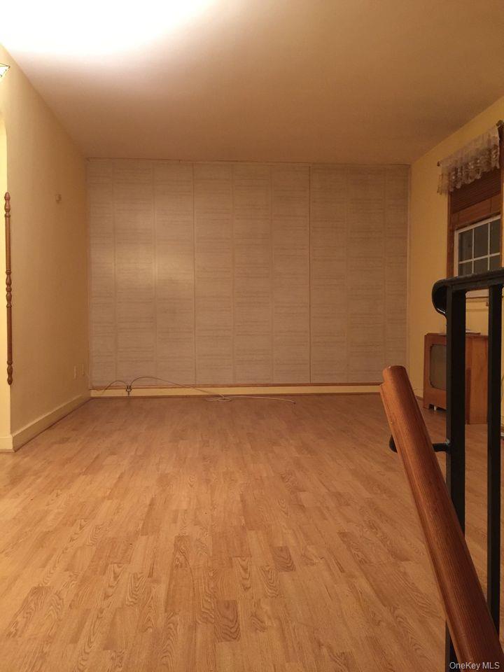 261-29 Langston Ave, Unit b photo 3