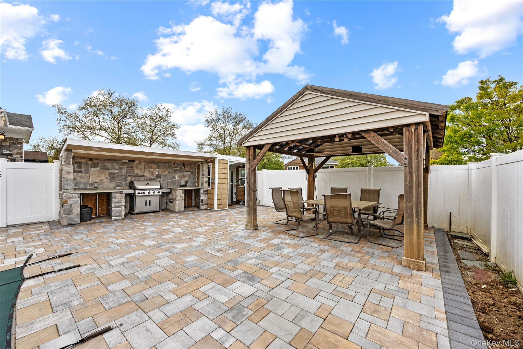 44 Bruce Lane – For Sale photo 34