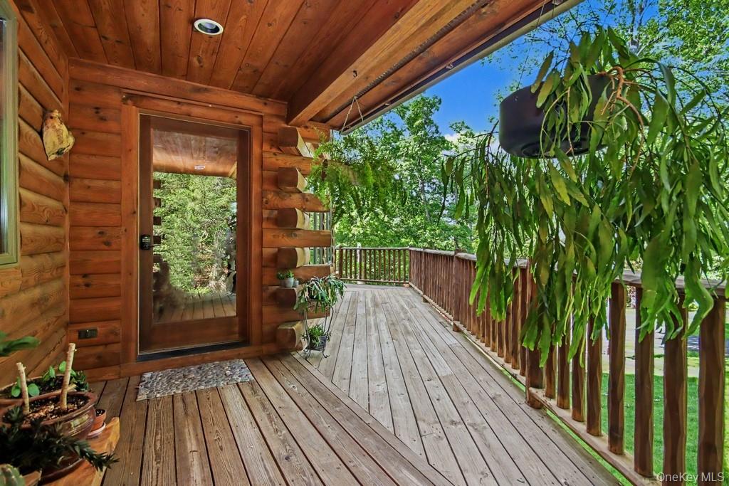 33 Cimarron Road – For Sale photo 2