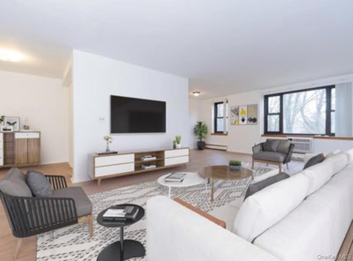 35 Stewart Place #205
