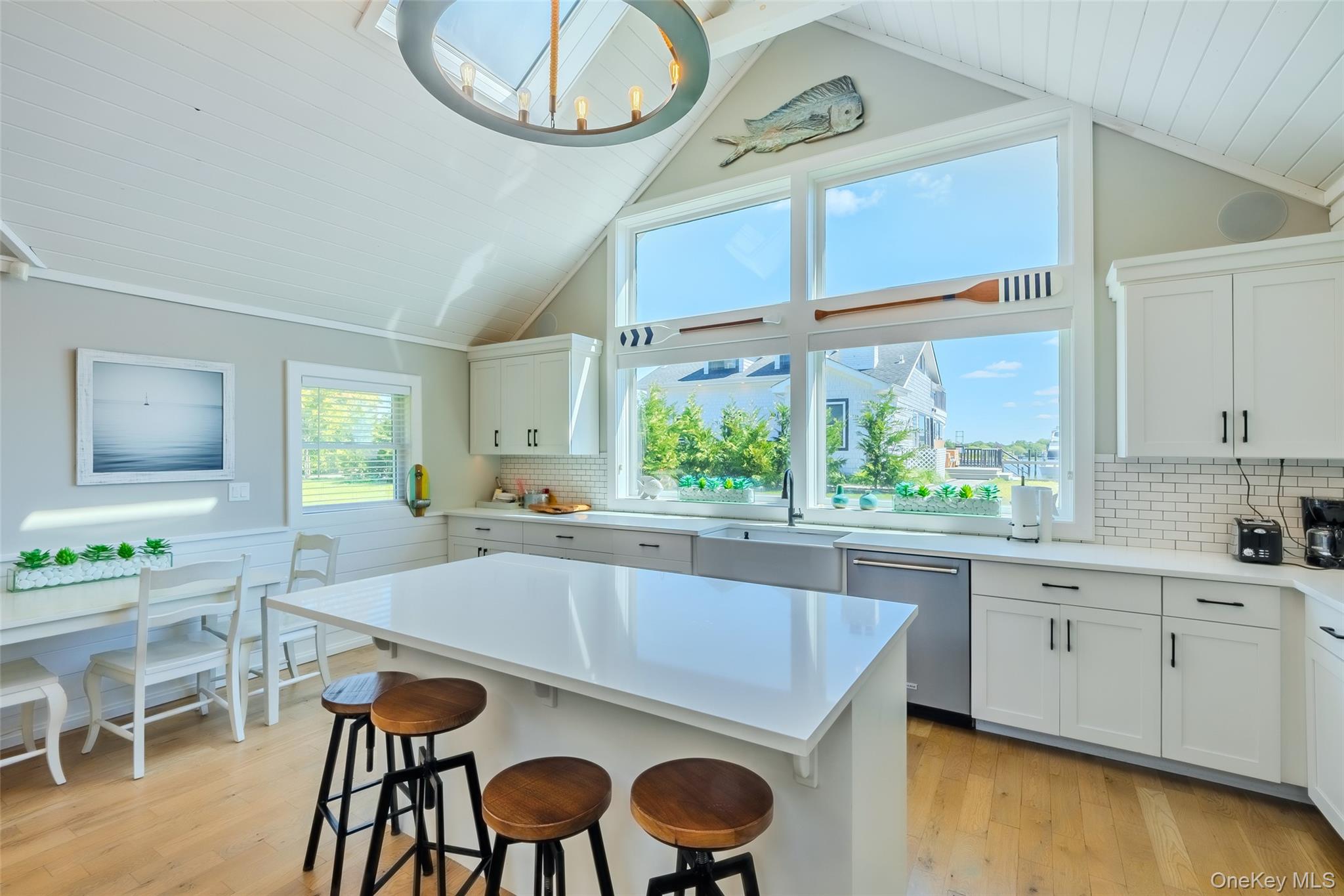53 Old Neck Road S – For Sale photo 4