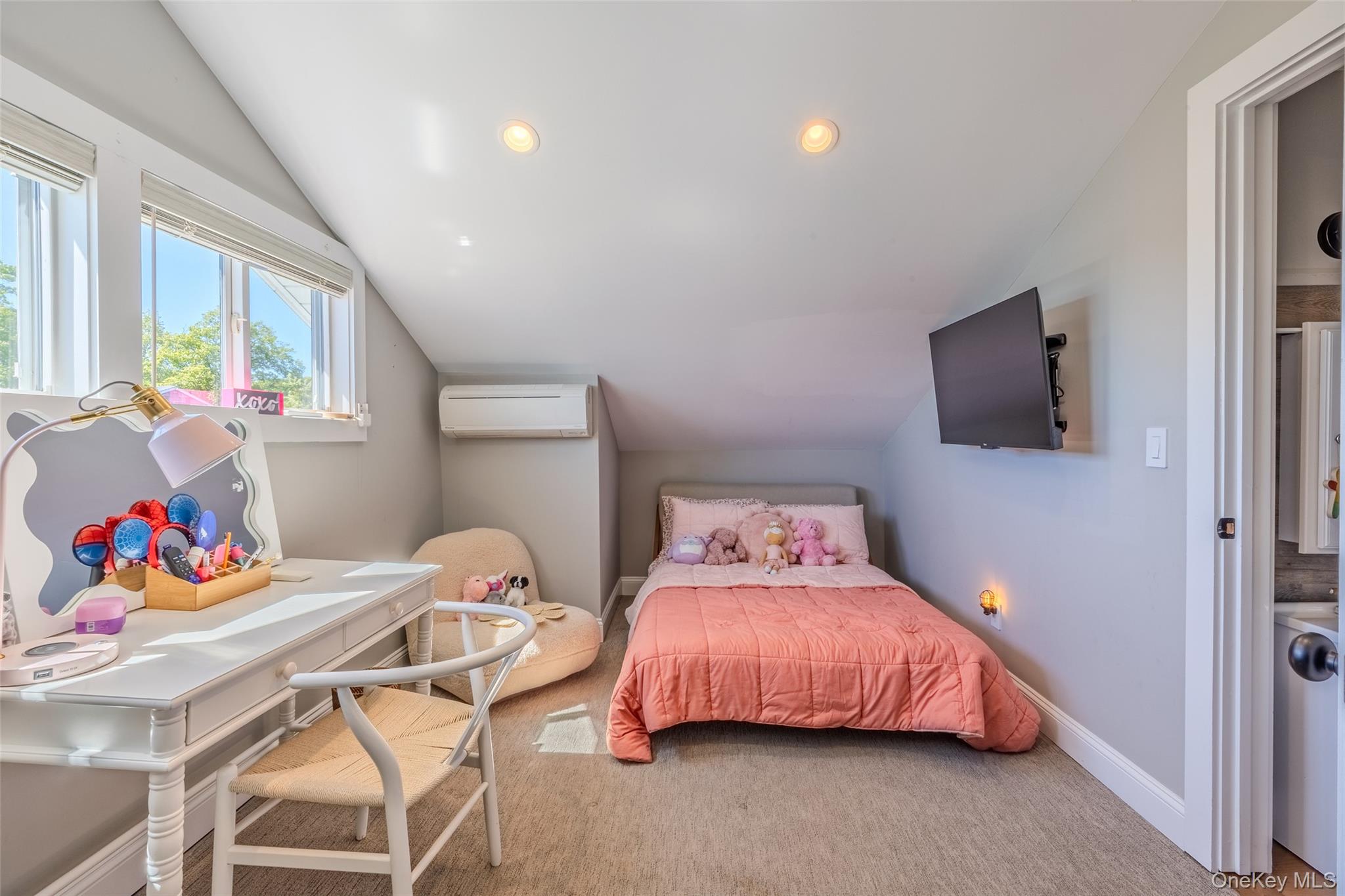 53 Old Neck Road S – For Sale photo 32