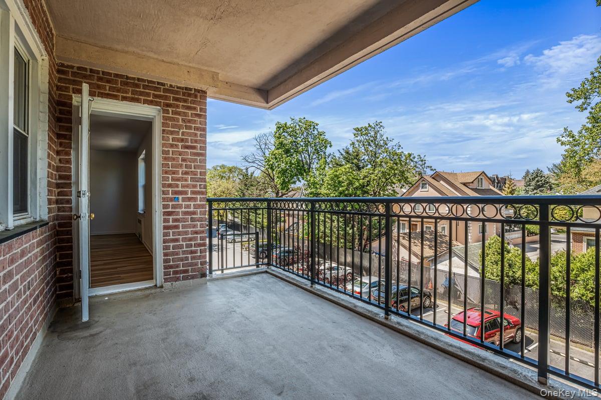 162-01 Powells Cove Boulevard, Unit 3N photo 20