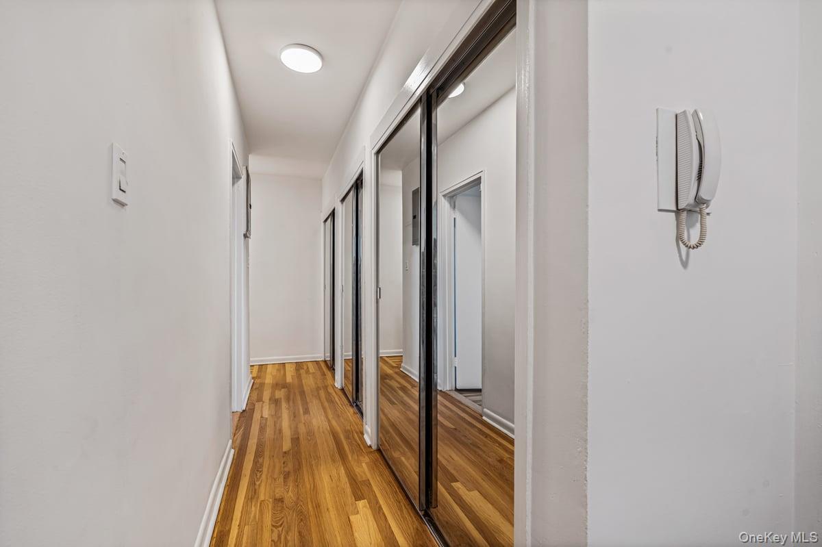 162-01 Powells Cove Boulevard, Unit 3N photo 11