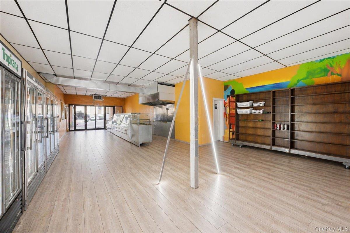 6042 55th Street – For Rent photo 4