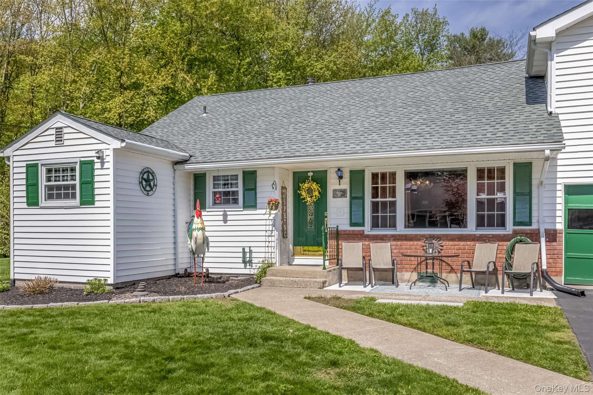 110 Cottontail Lane – For Sale photo 2