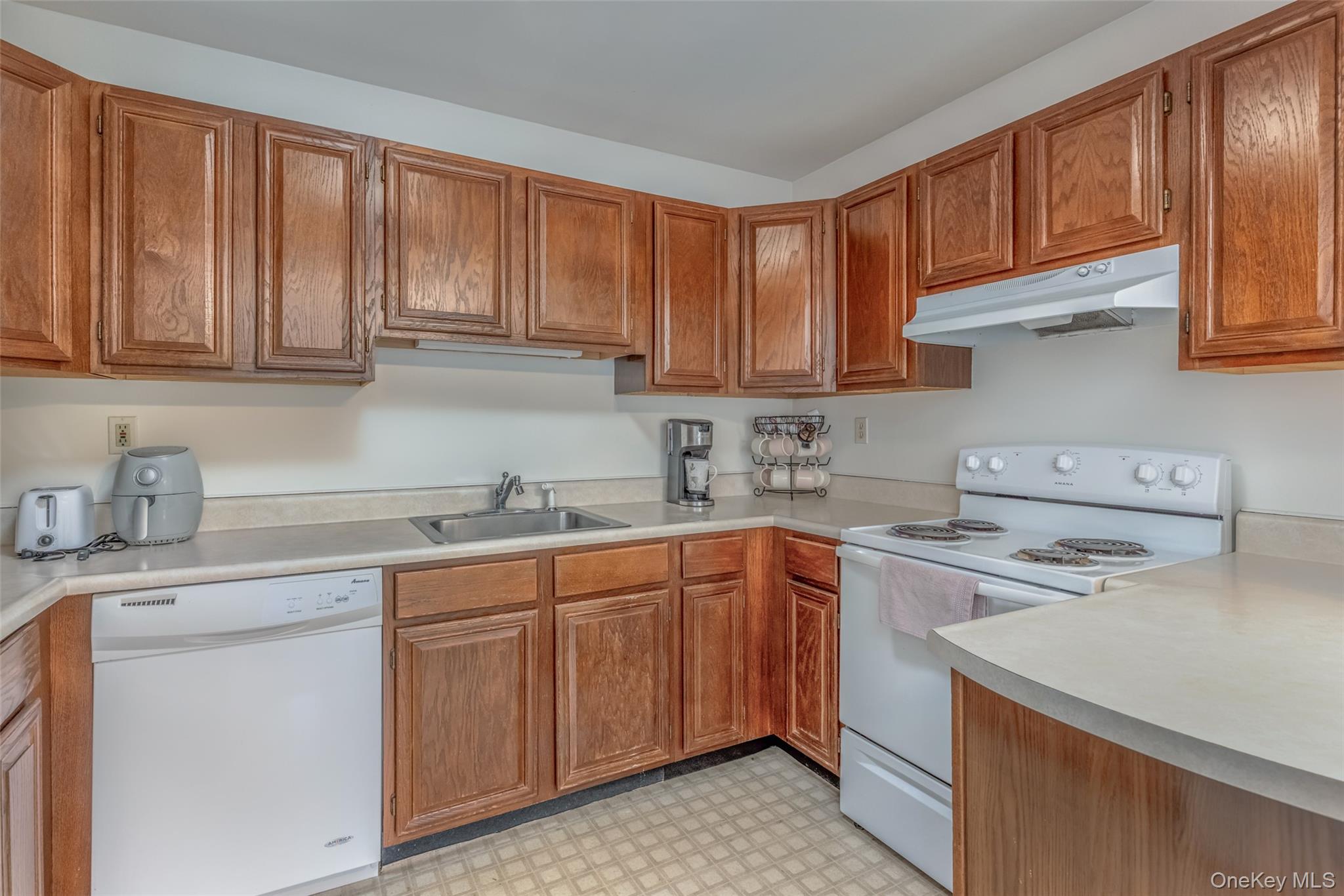 110 Cottontail Lane – For Sale photo 26