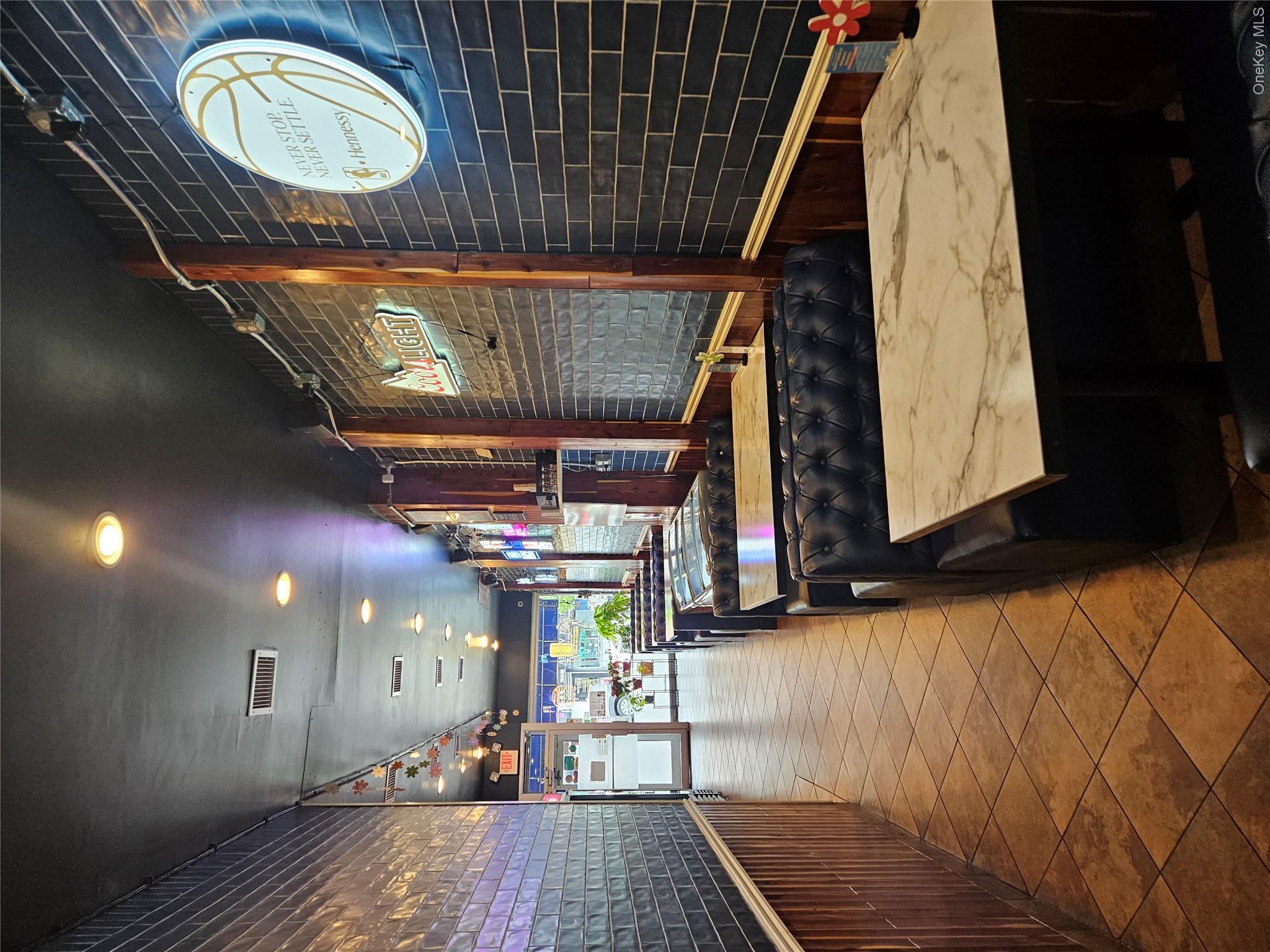 4017 Bell Boulevard, Unit 1st Floor