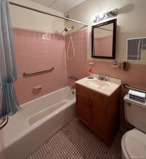 687 Bronx River Road Road, Unit 2A photo 8