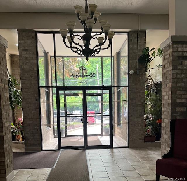 687 Bronx River Road Road, Unit 2A photo 2