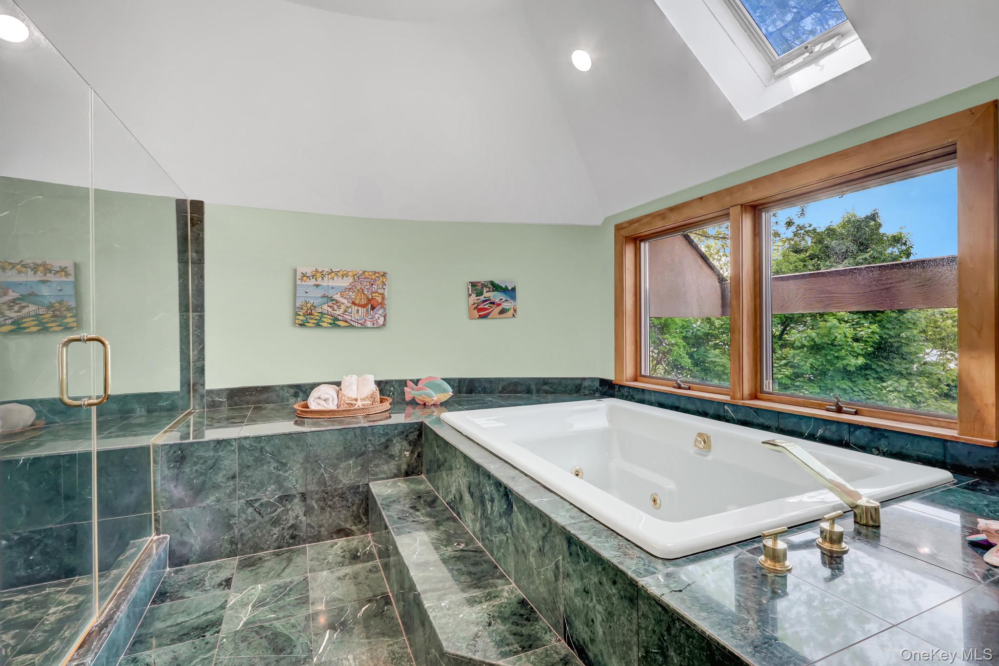 35 Sunview Drive – For Sale photo 24